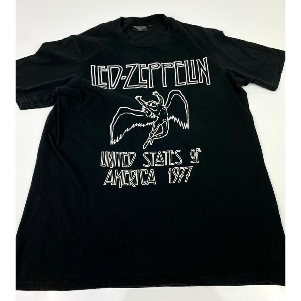 Led Zeppelin United States of America 1977 Short Sleeve Tshirt Adult Large Black